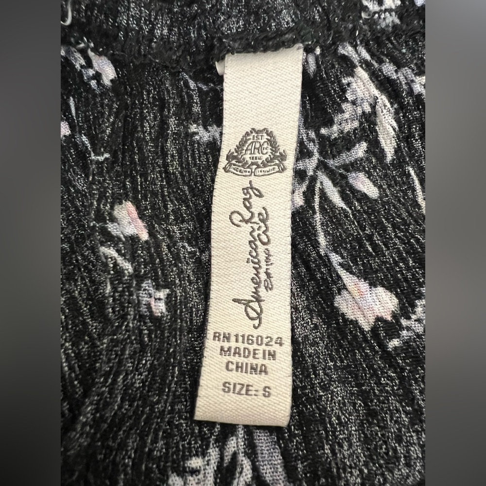 American Rag black floral long sleeve peasant dress. Lined, lightweight. Small - Picture 7 of 11